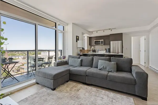 845 Johnson St #1801, Victoria, BC V8W 0G3