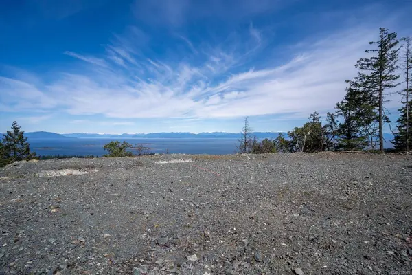 7468 High Ridge Cres, Lantzville, BC V0R 2H0