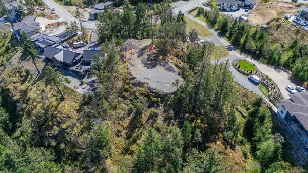 7468 High Ridge Cres, Lantzville, BC V0R 2H0