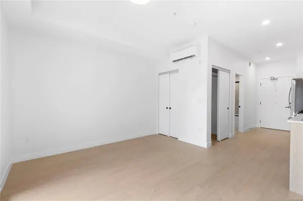 2629 Millstream Rd #212, Langford, BC V9B 3R8