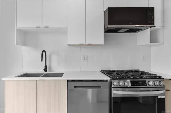 2629 Millstream Rd #209, Langford, BC V9B 3R8