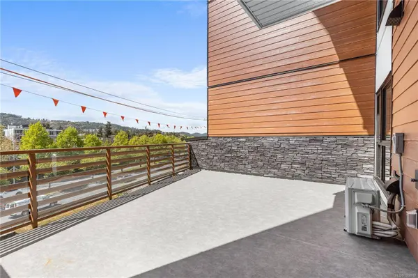 2629 Millstream Rd #402, Langford, BC V9B 3R8