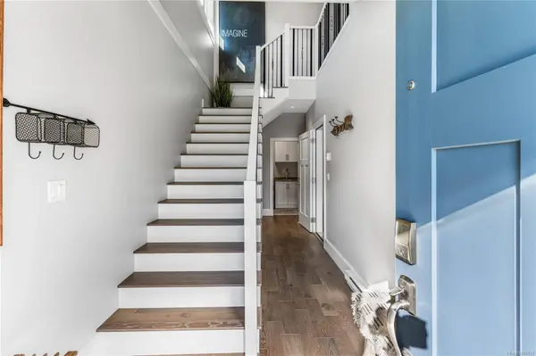 1230 Flint Ave, Langford, BC V9B 0T9