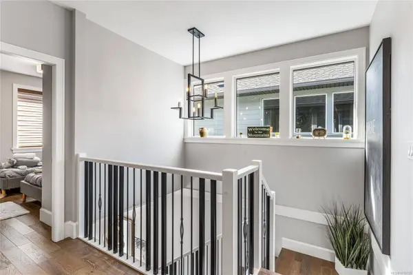 1230 Flint Ave, Langford, BC V9B 0T9