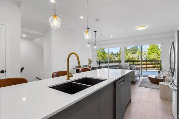 2629 Millstream Rd #104, Langford, BC V9B 3R8