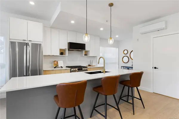 2629 Millstream Rd #104, Langford, BC V9B 3R8