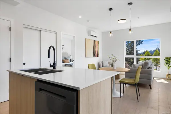 2629 Millstream Rd #604, Langford, BC V9B 3R8