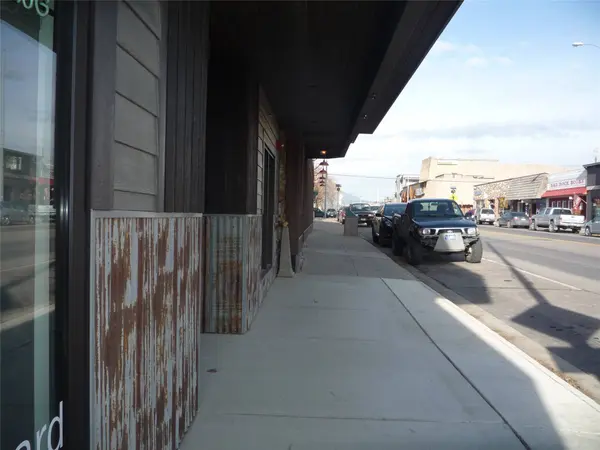 638 Nucleus AVE #101, Columbia Falls, MT 59912