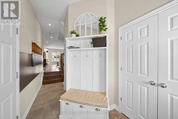 107 MANCINI WAY, Ottawa, ON K2J5X3