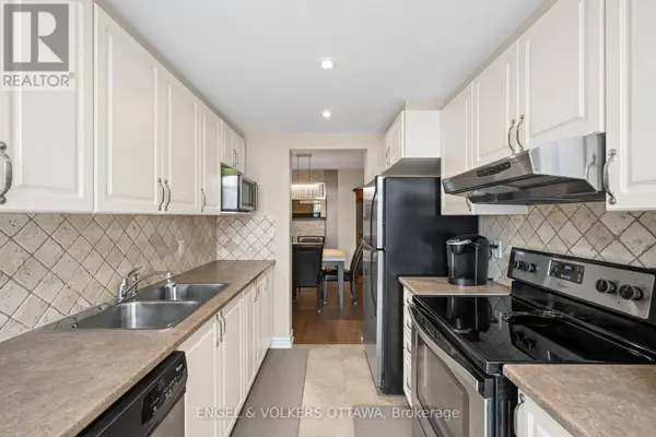 107 MANCINI WAY, Ottawa, ON K2J5X3