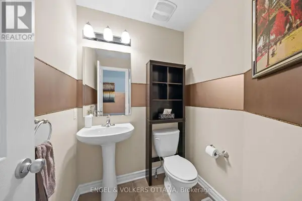 107 MANCINI WAY, Ottawa, ON K2J5X3