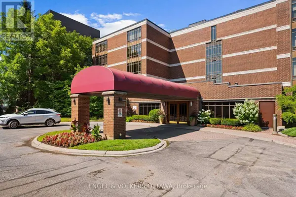 111 Echo DR #406, Ottawa, ON K1S5K8