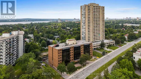 2019 Carling AVE #104