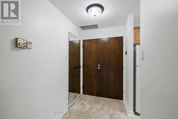 2019 Carling AVE #104, Ottawa, ON K2A4A2