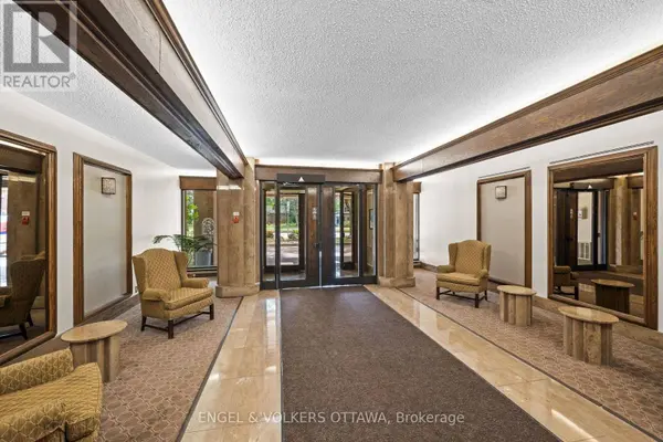 2019 Carling AVE #104, Ottawa, ON K2A4A2