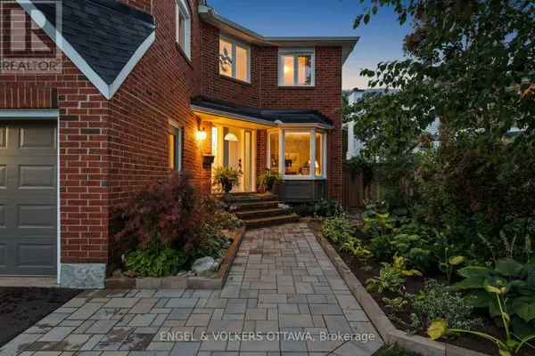 1602 PROULX DRIVE, Ottawa, ON K4A1T5