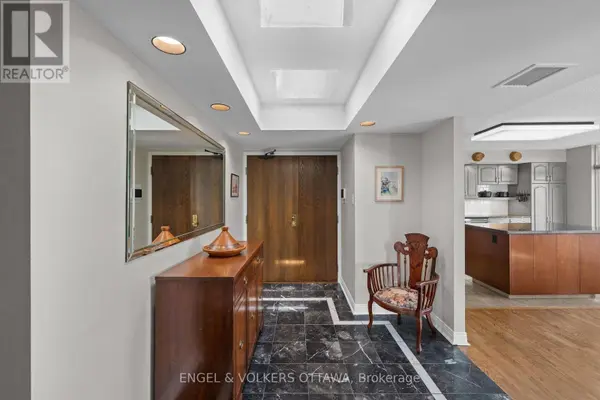 555 Wilbrod ST #801, Ottawa, ON K1N5R4