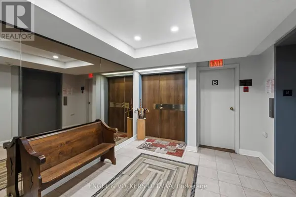 555 Wilbrod ST #801, Ottawa, ON K1N5R4