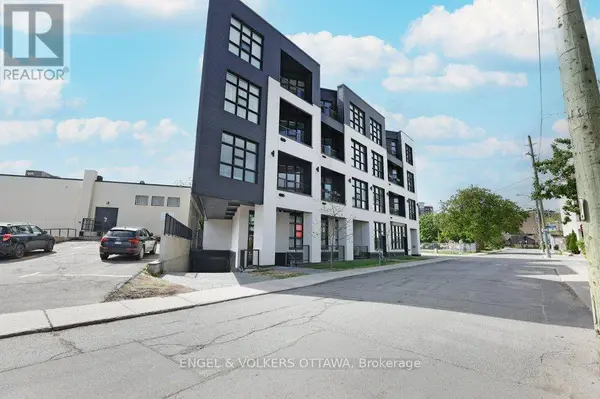 101 Pinhey ST #104, Ottawa, ON K1Y1T7