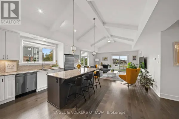 244 MULLIN PRIVATE, Ottawa, ON K1W0K6