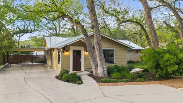 3004 Edgewater Drive, Austin, TX 78733