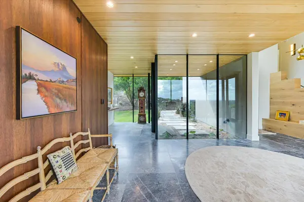 2405 Deer PASS, Austin, TX 78746