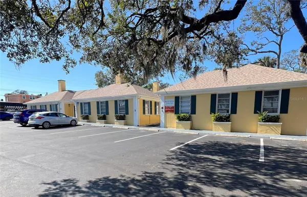 12800 INDIAN ROCKS RD, Largo, FL 33774