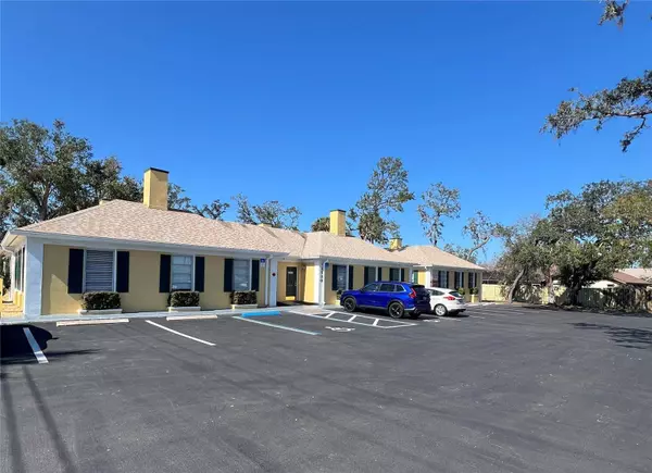 12800 INDIAN ROCKS RD, Largo, FL 33774