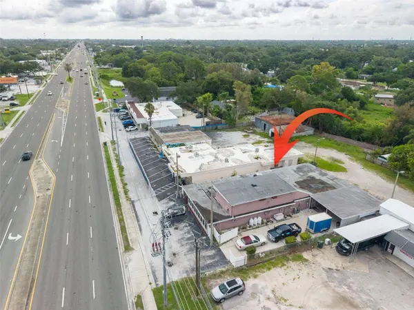 2865 E BAY DR, Largo, FL 33771