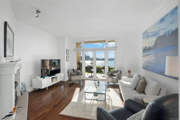 208 Russell St ##90, Victoria, BC V9A 3X2