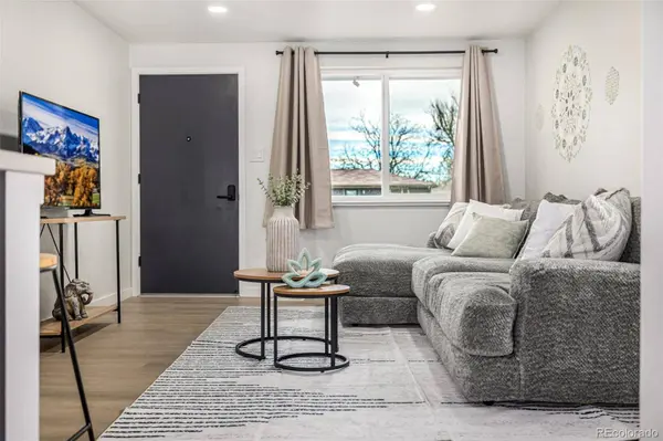 8861 Hastings WAY, Westminster, CO 80031