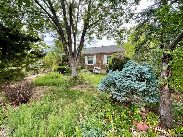 541 S Dale CT, Denver, CO 80219