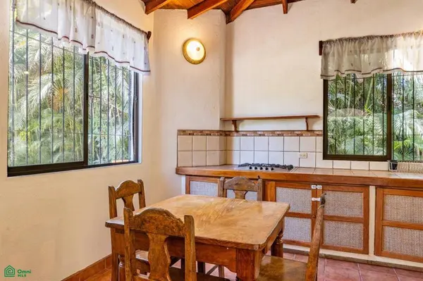 Villa Amarilla, Nicoya, 50205