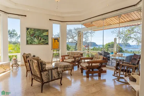 Vista Bahia Estate, Nicoya, 50205