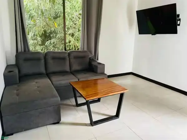 Casa Ceniceros, 50205