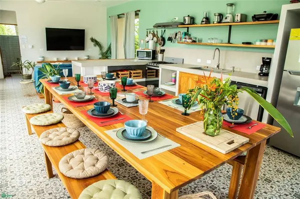Casa Tropical, 50205
