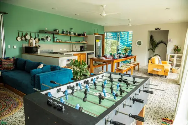 Casa Tropical, 50205