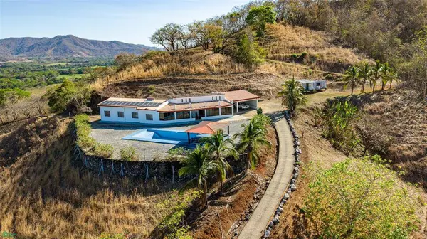 Finca Luna y Sol | Home with 185 Acres, Nicoya, Guanacaste 50201
