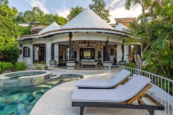 Villa Vela