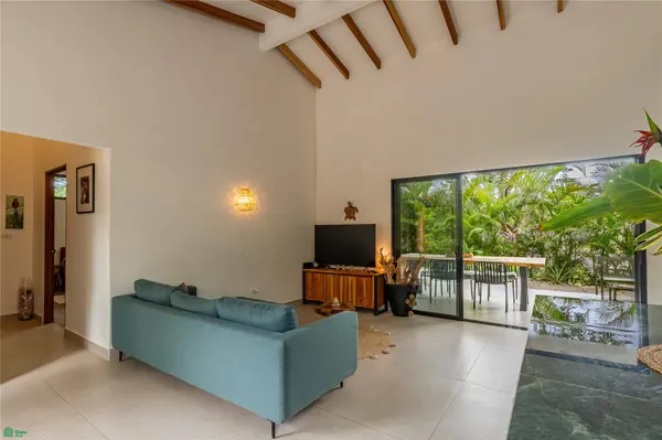 Casa Rabut, Samara, Guanacaste 50205