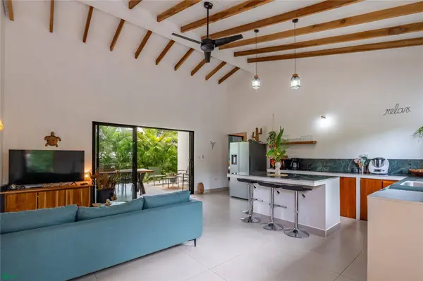 Casa Rabut, Samara, Guanacaste 50205