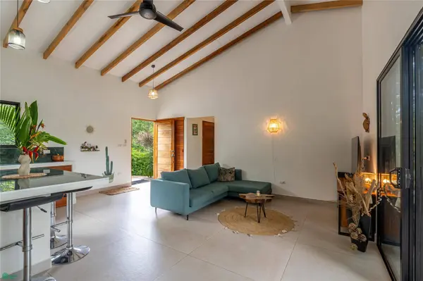 Casa Rabut, Samara, Guanacaste 50205