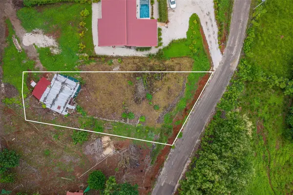 Santa Marta Lot 1,004m²