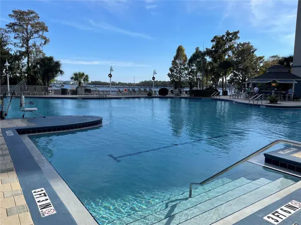 13427 BLUE HERON BEACH DR ##2-1207, Orlando, FL 32821