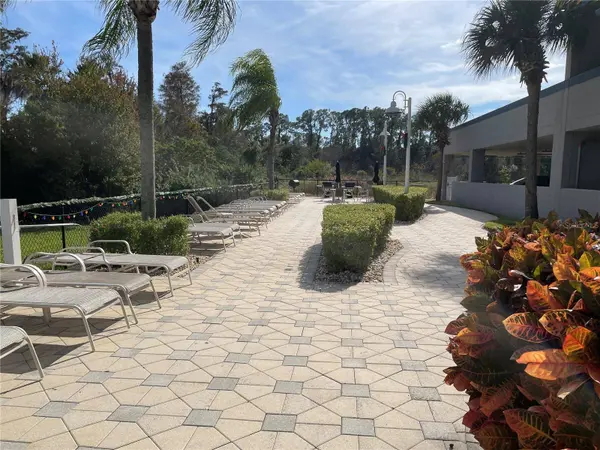 13427 BLUE HERON BEACH DR ##2-1207, Orlando, FL 32821