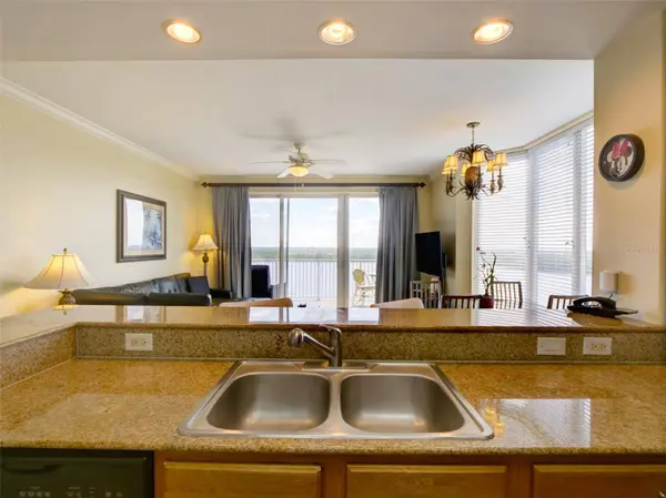 13427 BLUE HERON BEACH DR., Orlando, FL 32821