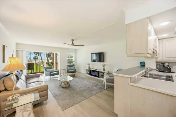 1150 TARPON CENTER DR #2H, Venice, FL 34285
