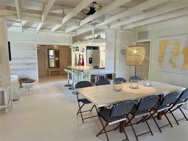 624 BAYSHORE RD, Nokomis, FL 34275