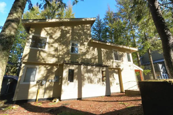 3205 Arbutus DR, Whistler, BC V8E 0B8