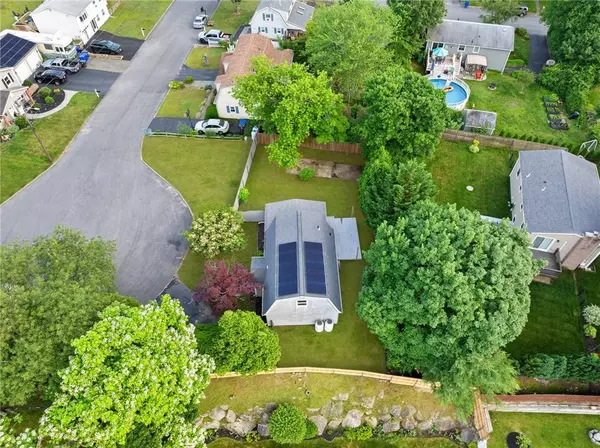 14 Michael ST, West Warwick, RI 02893